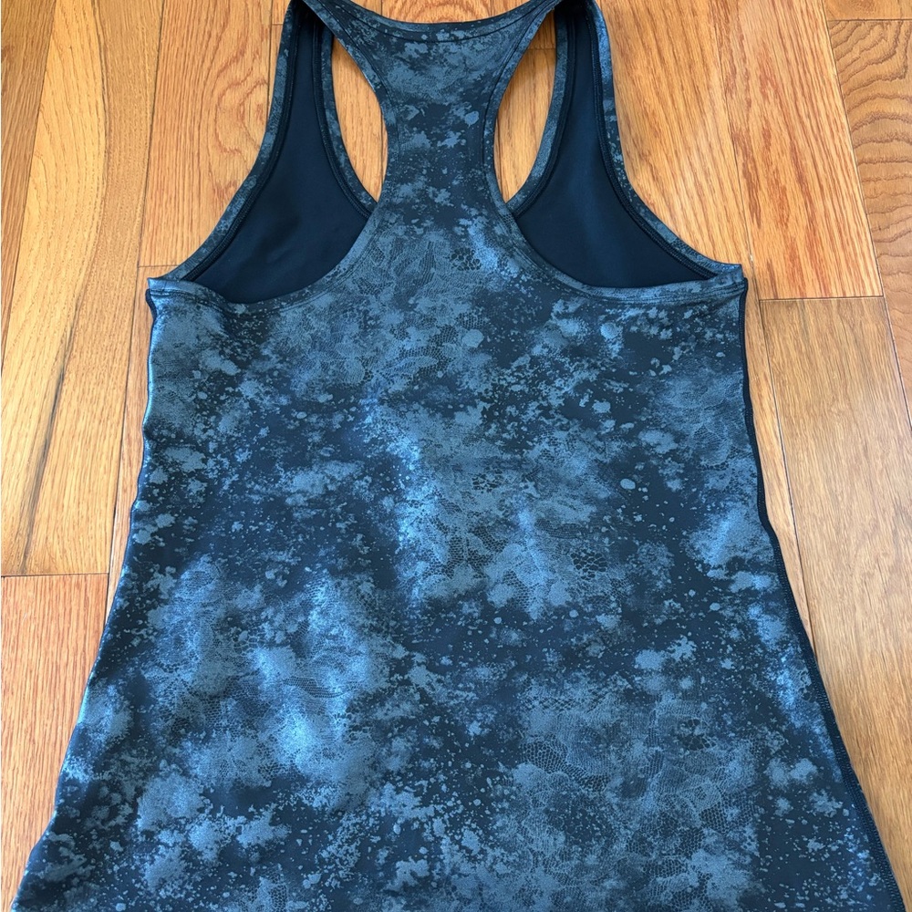* | Athleta | tank top. Size MT. - Picture 3 of 3